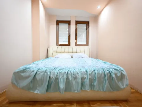 Rent, one bedroom apartment, 65m², Blok 6, Podgorica - image 5