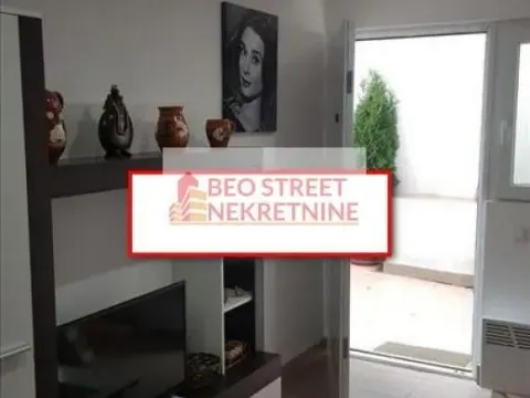 Izdavanje, dvosoban stan, 40m², Hadzipopovac, Palilula Sve Podlokacije - image 2