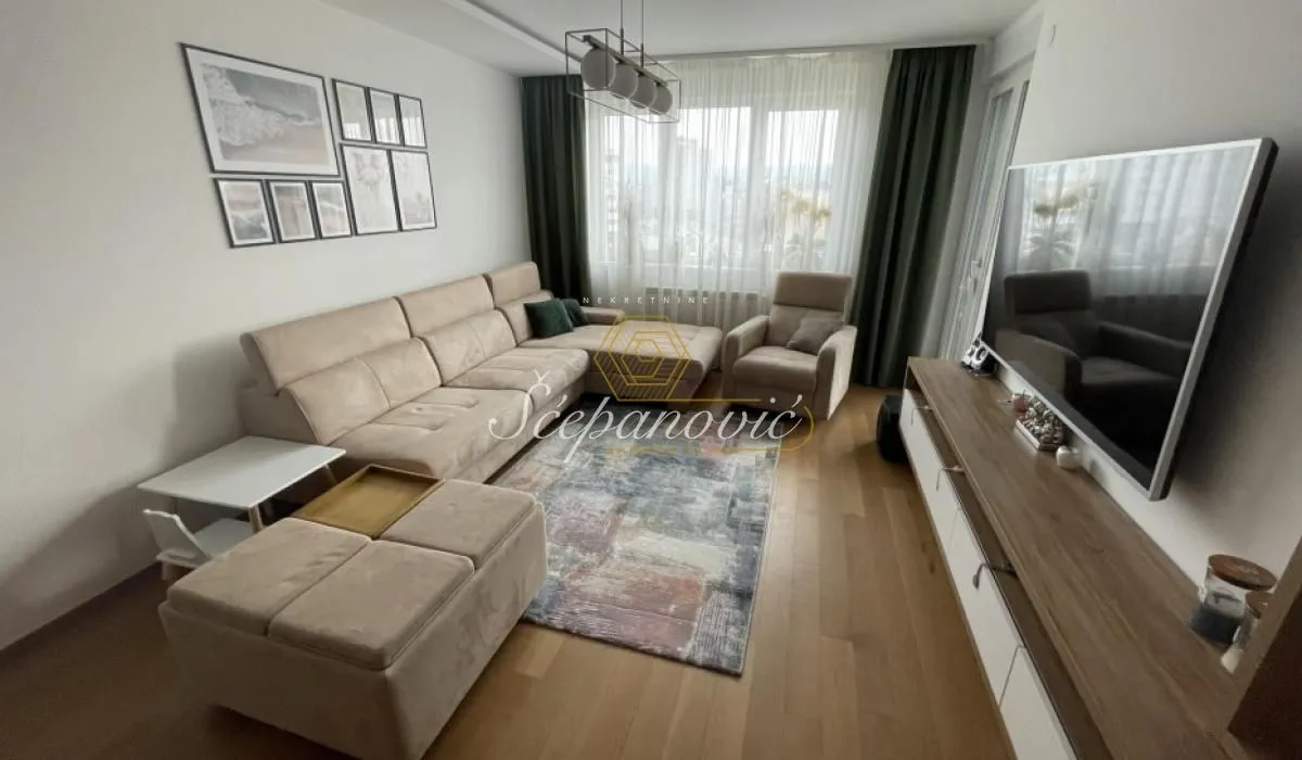 Sale, four bedroom apartment, 111m², Bulevar Evrope, Novi Sad Sve Podlokacije