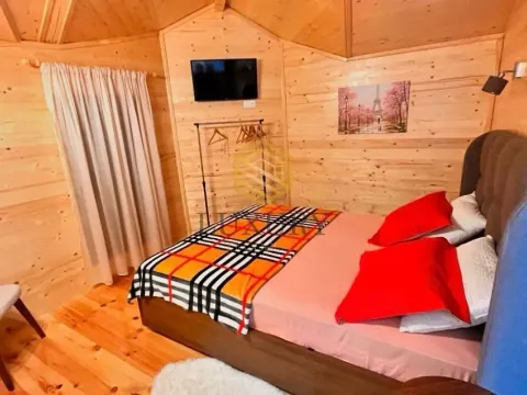 Izdavanje, kuća, 63m², Centar, Kolašin - image 5