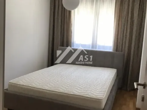 Izdavanje, jednosoban stan, 42m², Sajam, Novi Sad Sve Podlokacije - image 4