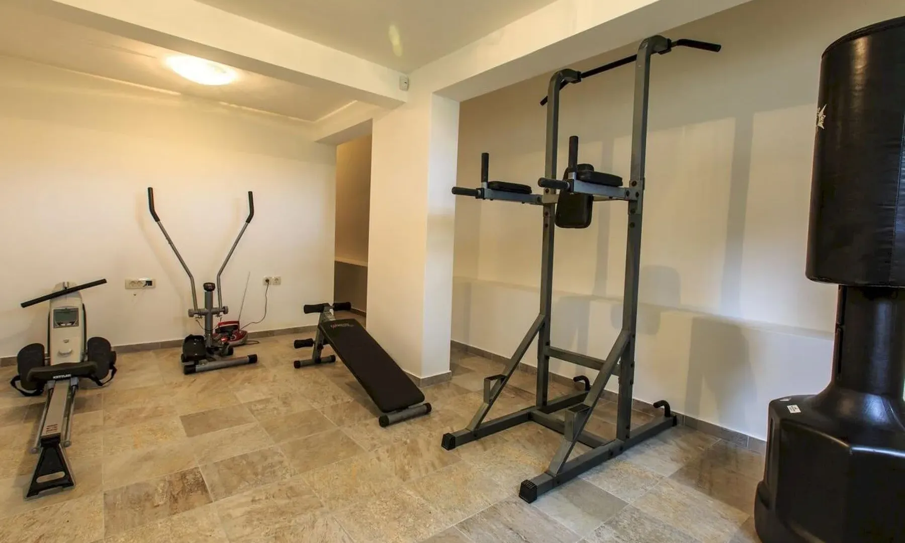 Rent, house, 270m², Rijeka Reževići, Budva