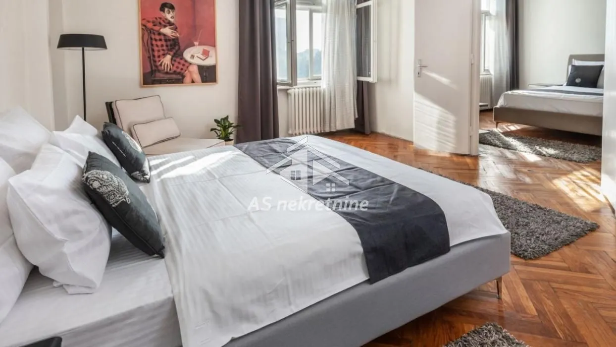 Izdavanje, trosoban stan, 90m², Stari Grad, Beograd