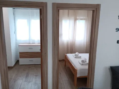 Rent, two bedroom apartment, 52m², Solila, Tivat - image 9