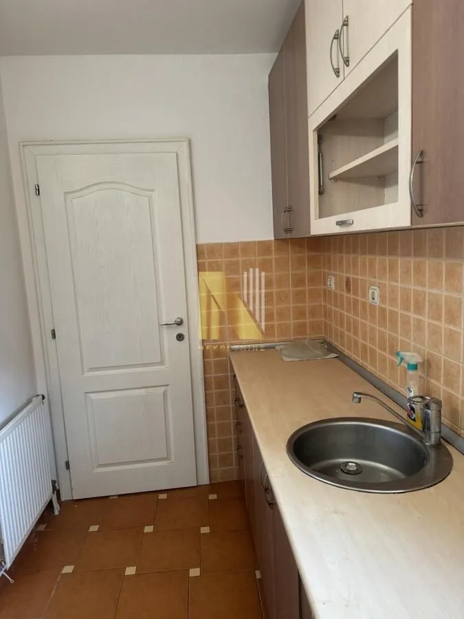 Izdavanje, dvosoban stan, 50m², Telep, Novi Sad Sve Podlokacije