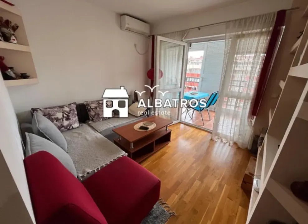 Prodaja, dvosoban stan, 47m², Makedonsko naselje, Bar