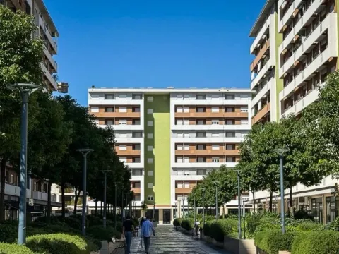 Rent, office space, 51m², Central Point, Podgorica - image 1