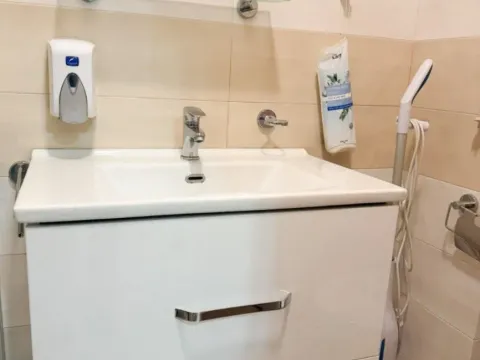 Prodaja, jednosoban stan, 42m², Stari Aerodrom, Podgorica - image 5