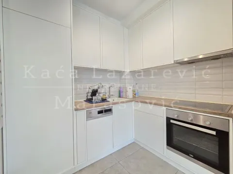 Rent, two bedroom apartment, 57m², Savski Venac, Beograd - image 5