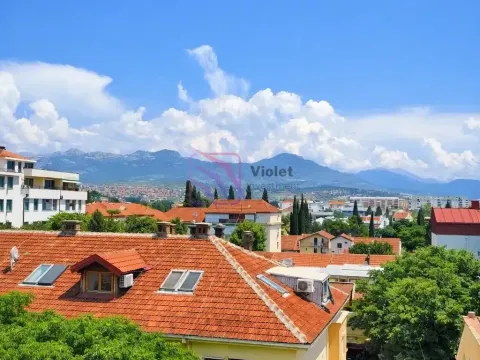Prodaja, trosoban stan, 67m², Centar, Podgorica - image 6