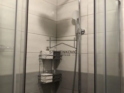 Izdavanje, dvosoban stan, 54m², Centar, Novi Sad - image 9