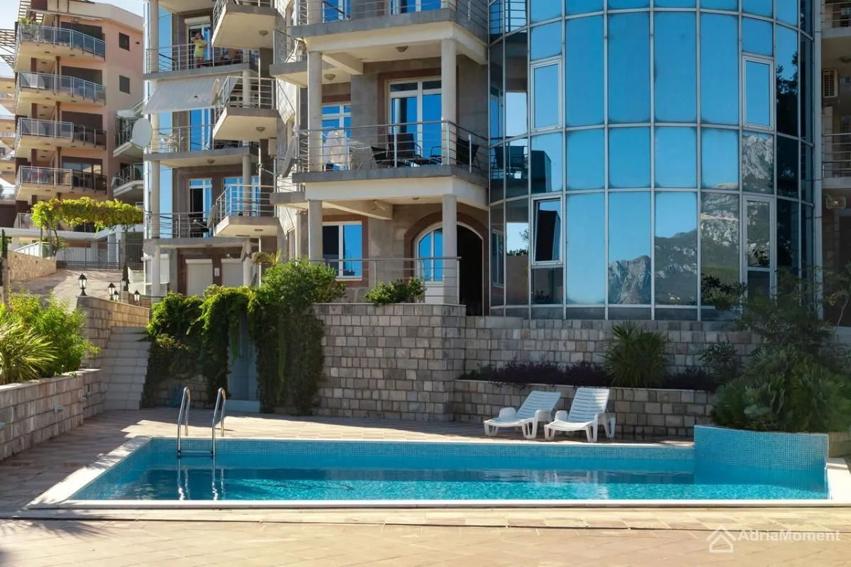 Prodaja, dvosoban stan, 129m², Budva, Crna Gora