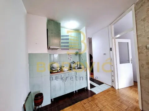 Sale, one bedroom apartment, 27m², Resnik, Beograd - image 9