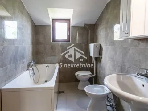 Izdavanje, stan, 210m², Savski Venac, Beograd - image 35