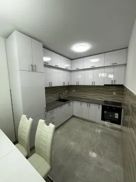 Izdavanje, jednosoban stan, 55m², Ljubović, Podgorica - image 2