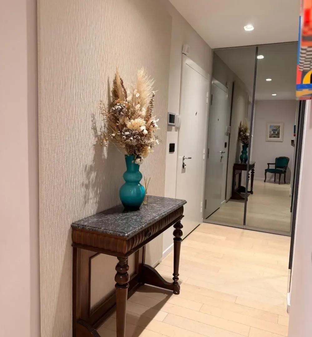 Izdavanje, četvorosoban stan, 103m², Stari Grad, Beograd