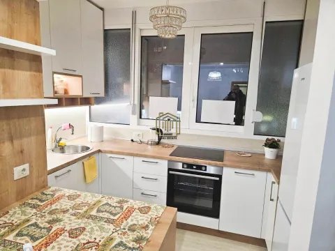 Izdavanje, jednosoban stan, 40m², Preko Morače, Podgorica - image 2