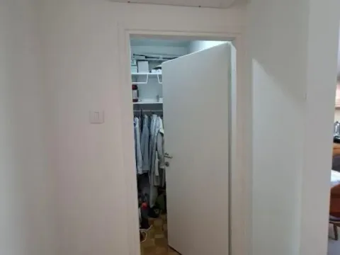 Sale, two bedroom apartment, 61m², Savski Venac, Beograd - image 7