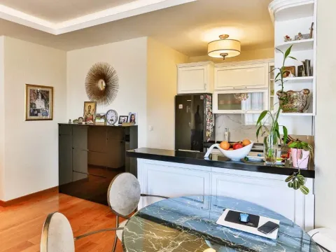 Prodaja, dvosoban stan, 72m², Budva, Crna Gora - image 8