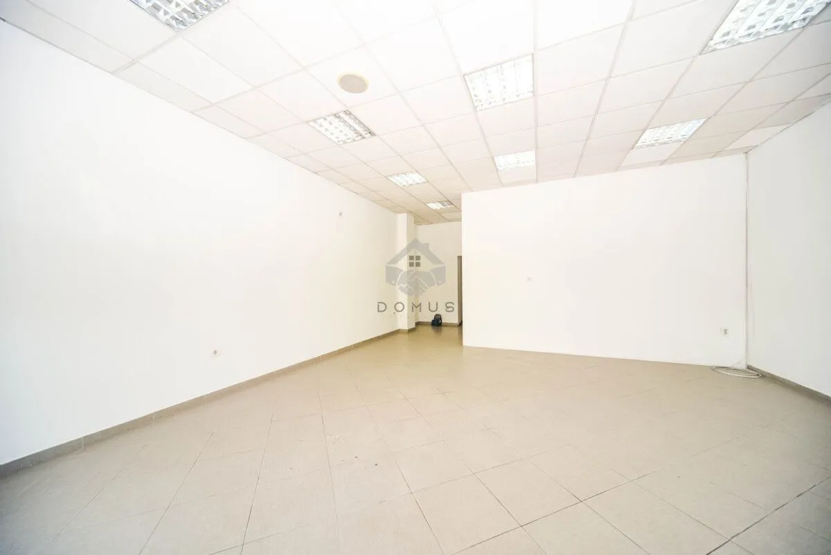 Rent, office space, 67m², Pobrežje, Podgorica