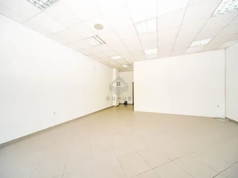 Rent, office space, 67m², Pobrežje, Podgorica - image 2