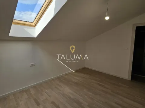Prodaja, jednosoban stan, 44m², Tološi, Podgorica - image 8