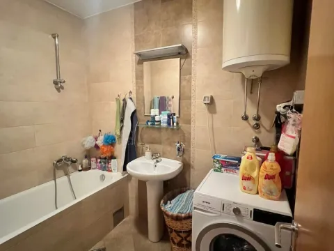 Prodaja, dvosoban stan, 70m², Stari Aerodrom, Podgorica - image 14