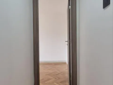 Prodaja, trosoban stan, 57m², Adamovićevo Naselje, Novi Sad Sve Podlokacije - image 12
