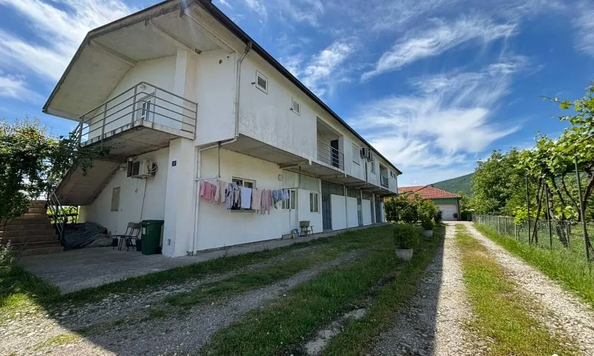 Sale, house, 400m², Glavica, Danilovgrad