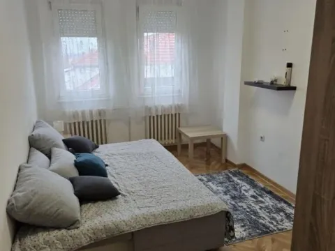Izdavanje, dvosoban stan, 50m², Detelinara, Novi Sad Sve Podlokacije - image 5