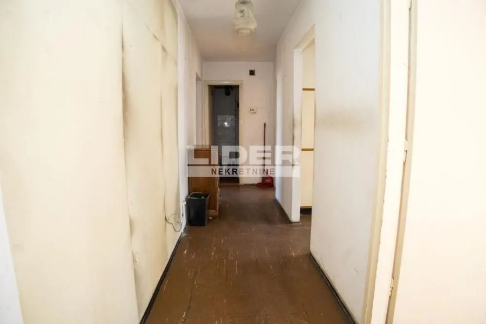Sale, two bedroom apartment, 59m², Čubura, Beograd