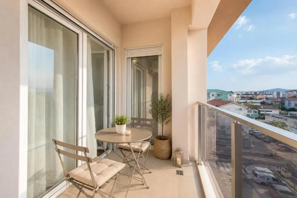 Rent, one bedroom apartment, 47m², Stari Aerodrom, Podgorica