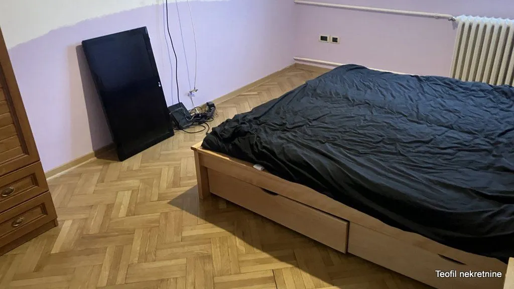 Izdavanje, dvosoban stan, 43m², Stari Grad, Beograd