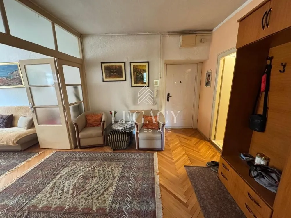 Rent, three bedroom apartment, 84m², Centar, Kruševac