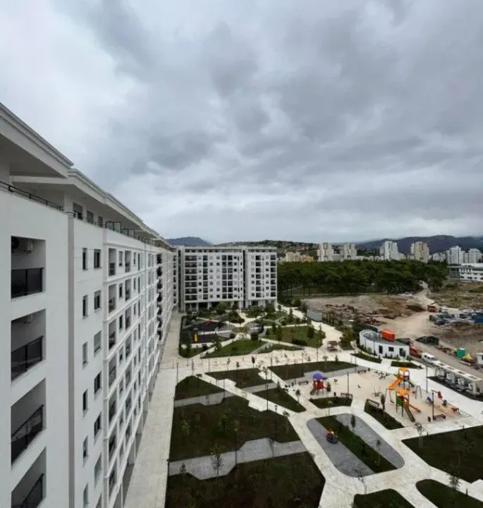 Izdavanje, dvosoban stan, 64m², Tološka šuma, Podgorica