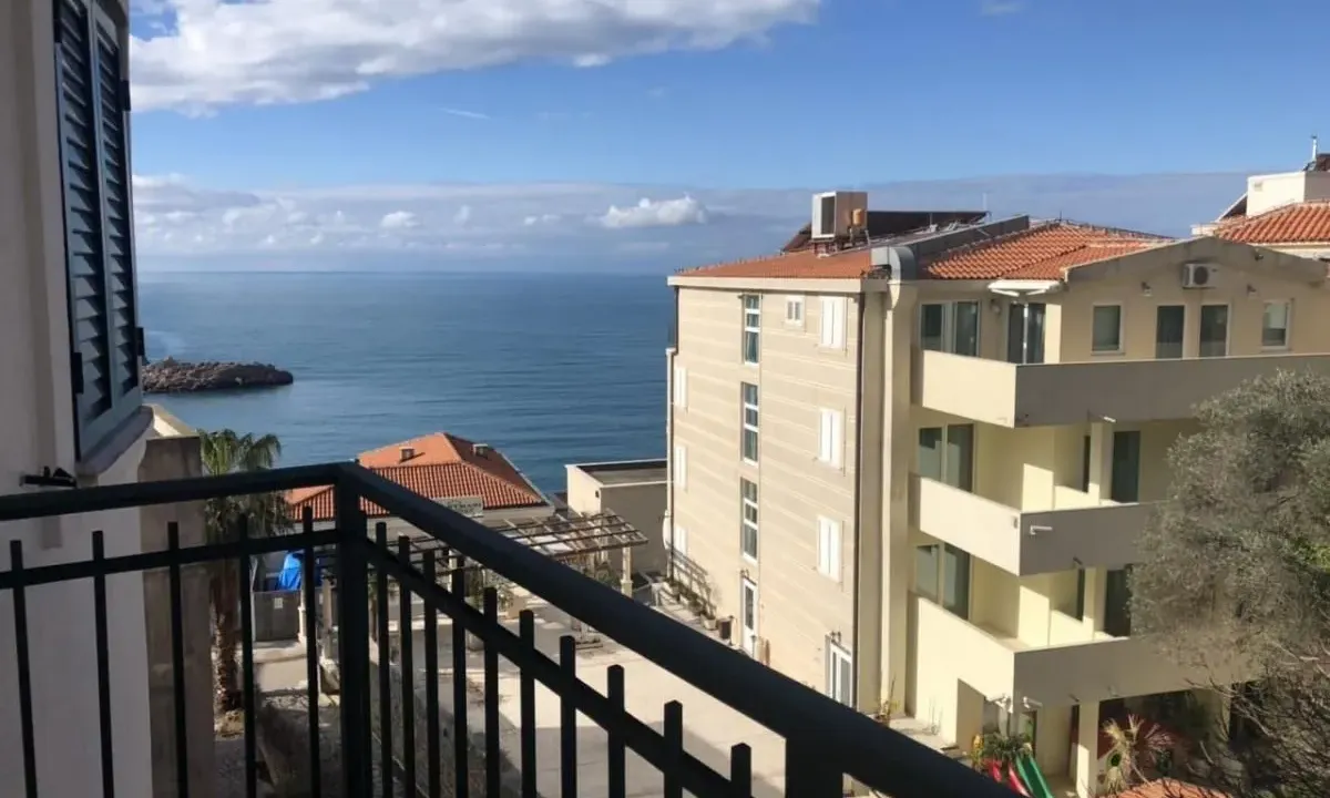 Sale, two bedroom apartment, 48m², Sveti Stefan, Budva