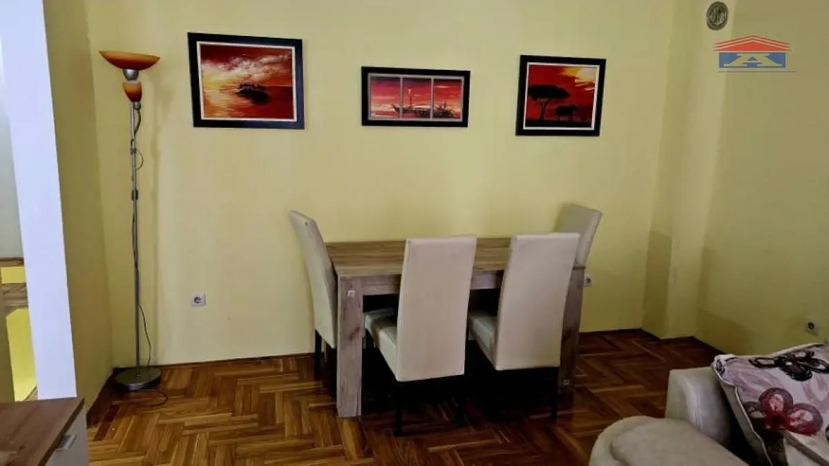 Izdavanje, trosoban stan, 65m², Nova Detelinara, Novi Sad Sve Podlokacije