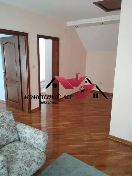 Prodaja, kuća, 175m², Centar, Stara Pazova