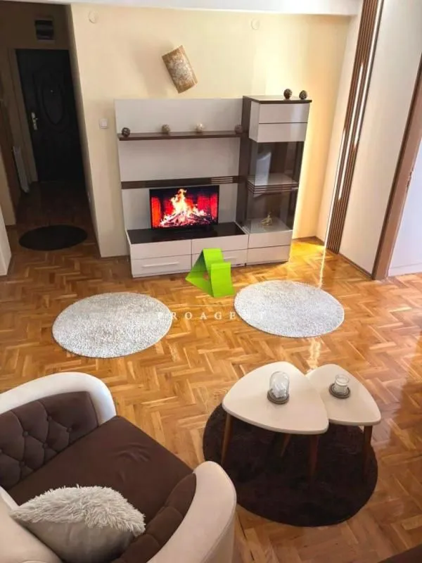 Izdavanje, trosoban stan, 65m², Medijana, Niš