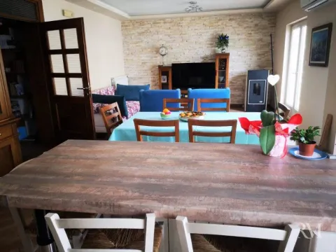 Rent, three bedroom apartment, 130m², Dobrota, Kotor - image 8