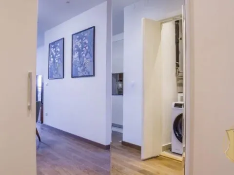 Izdavanje, trosoban stan, 82m², Savski Venac, Beograd - image 7