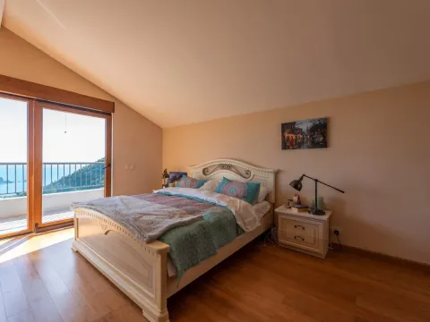Prodaja, kuća, 280m², Markovići, Budva - image 21
