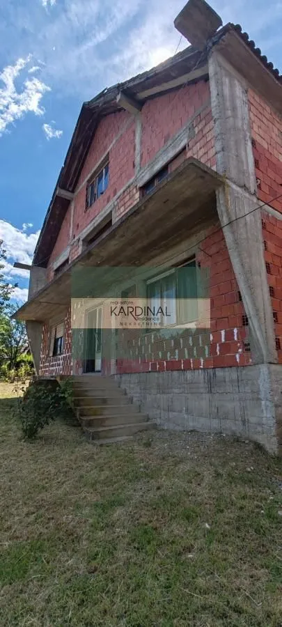 Prodaja, kuća, 250m², Crnče, Jagodina