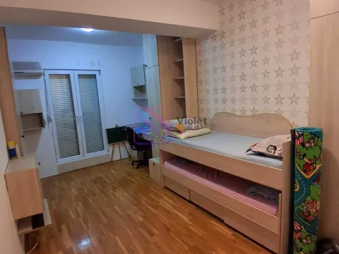 Izdavanje, dvosoban stan, 74m², Pobrežje, Podgorica - image 18