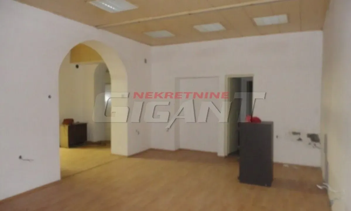 Prodaja, poslovni prostor, 122m², Cvetni Trg, Vračar Sve Podlokacije