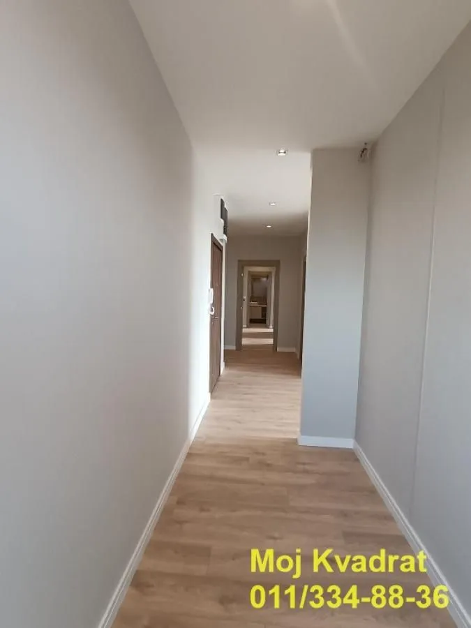Sale, four bedroom apartment, 168m², Trošarina, Voždovac Sve Podlokacije