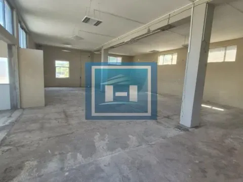 Rent, office space, 360m², Zmič, Paraćin - image 10