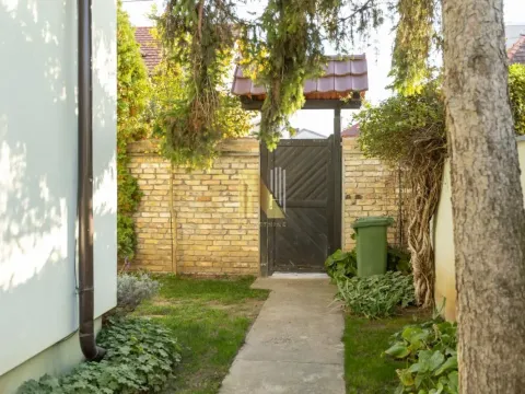 Sale, house, 240m², Salajka, Novi Sad Sve Podlokacije - image 13