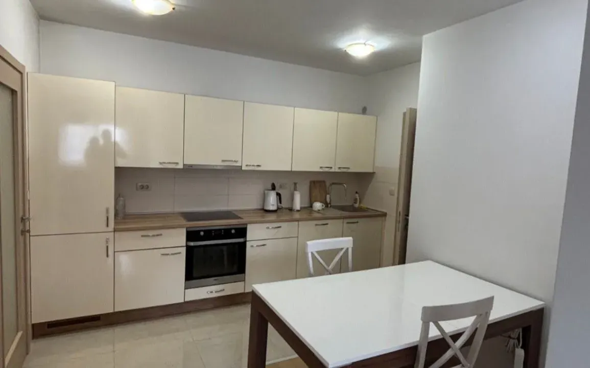Izdavanje, dvosoban stan, 71m², City Kvart, Podgorica