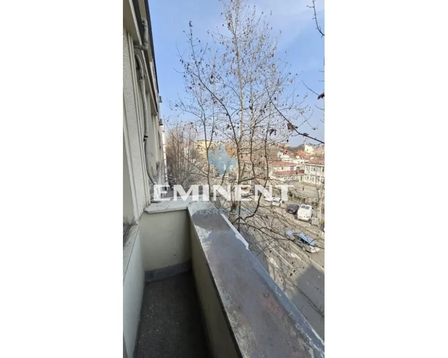 Rent, two bedroom apartment, 61m², Stari Grad, Beograd